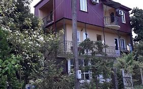 Guesthouse Achi